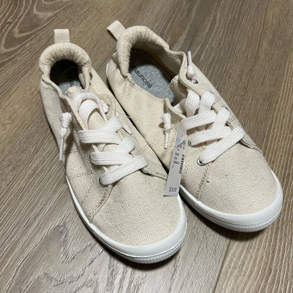 Maurices Other - Cream Canvas Sneakers